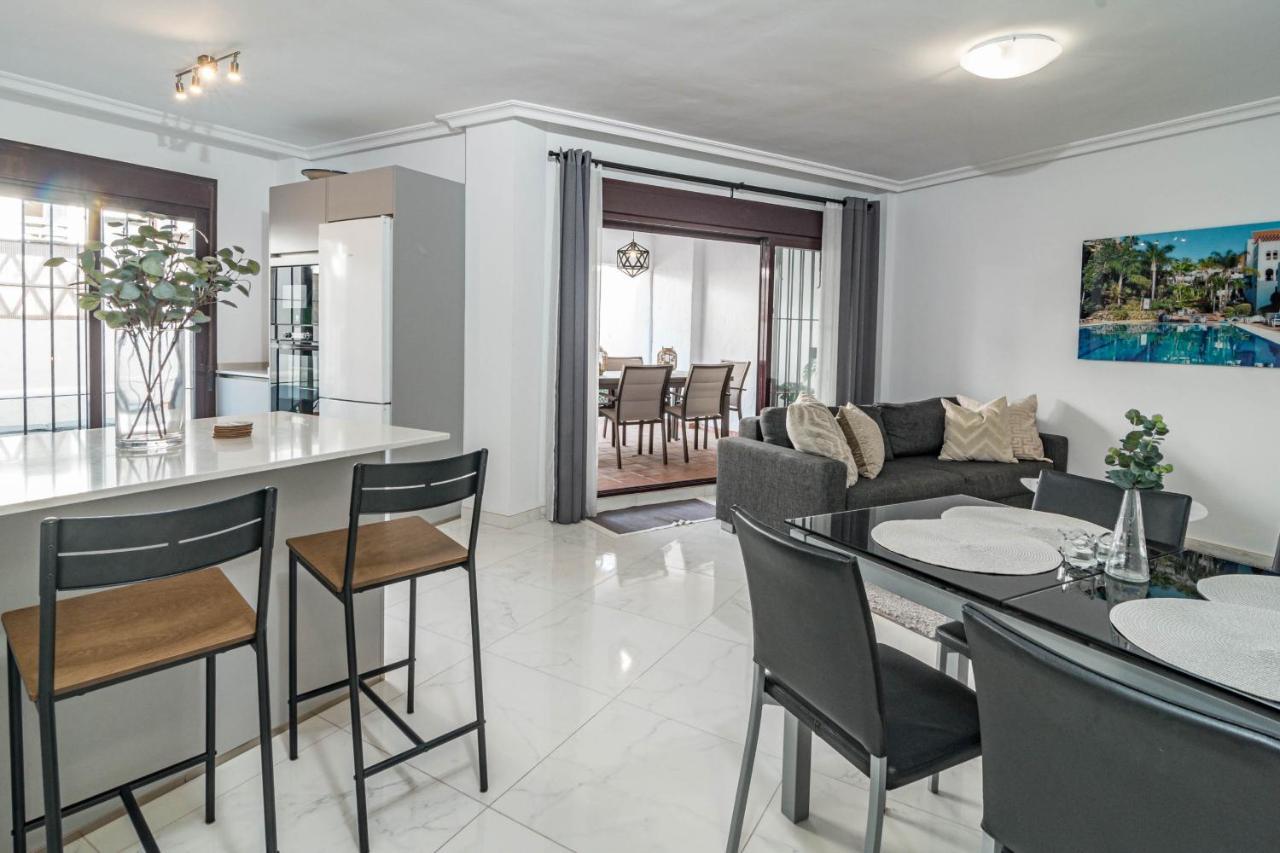 Apartamento Modern 3 Bedroom In With A Heated Pool Close To Puerto Banus *