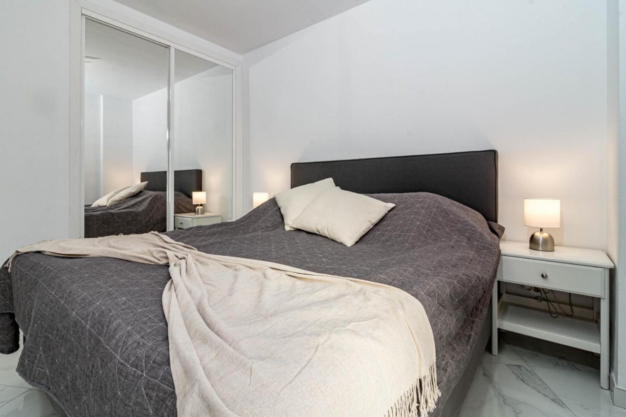 Modern 3 Bedroom In With A Heated Pool Close To Puerto Banus Apartamento Marbella