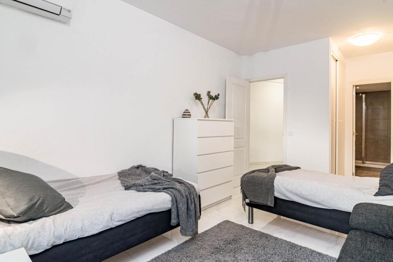 Apartamento Modern 3 Bedroom In With A Heated Pool Close To Puerto Banus